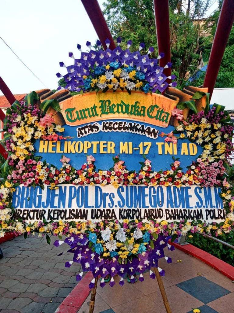 Toko Bunga dekat Rumah Duka Panti Wilasa Semarang