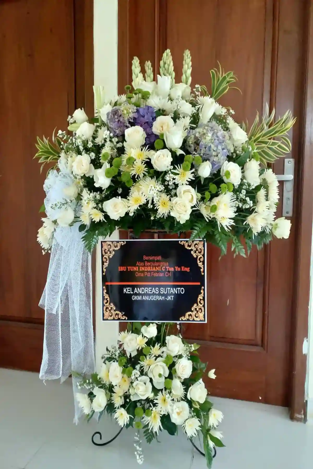 Toko Bunga Terbaik di Rumah Duka Tiong Hoa Ie wan Semarang Krans Duka Cita