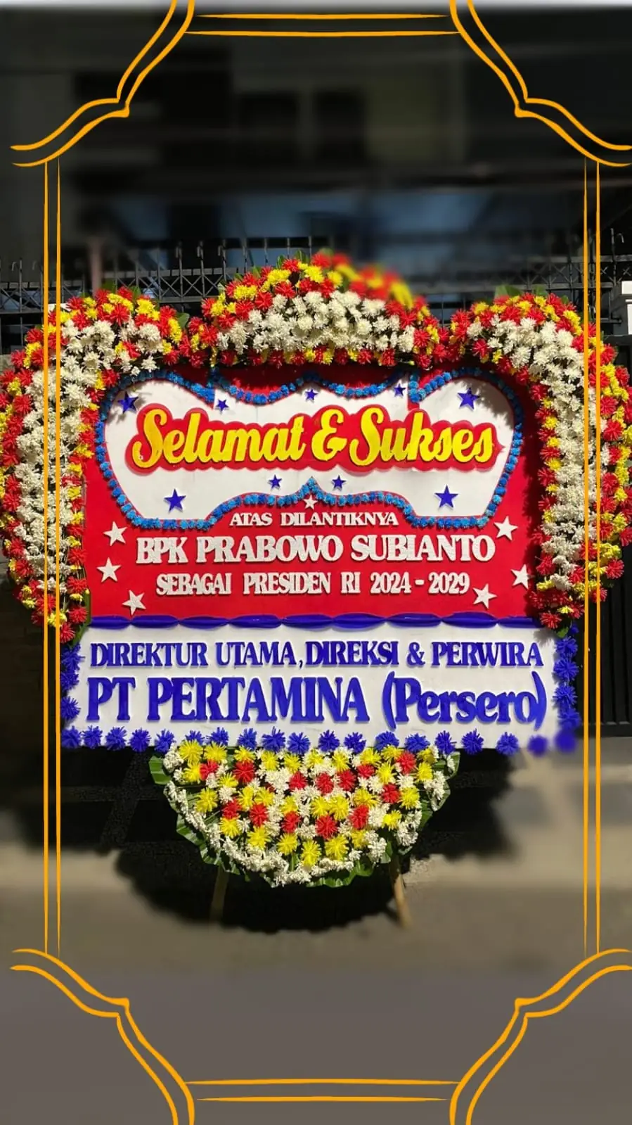 Bunga Papan Selamat dan Sukses